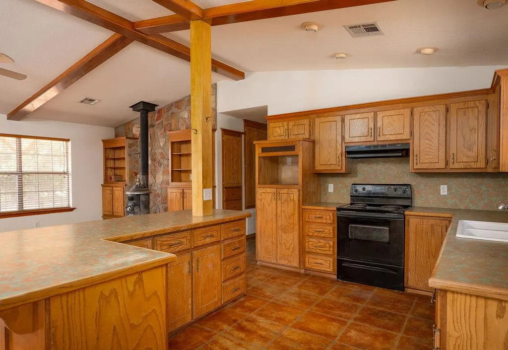 Photo 8 — 12333 E Tecumseh Road, Norman, OK 73026