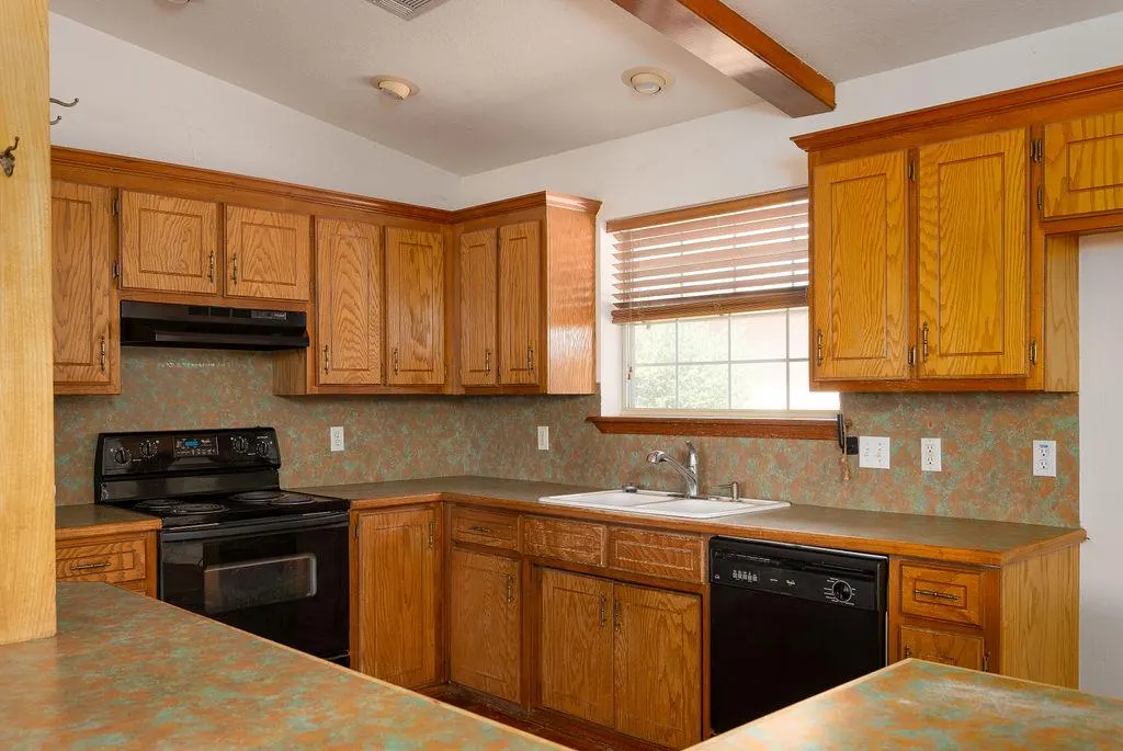 Photo 9 — 12333 E Tecumseh Road, Norman, OK 73026