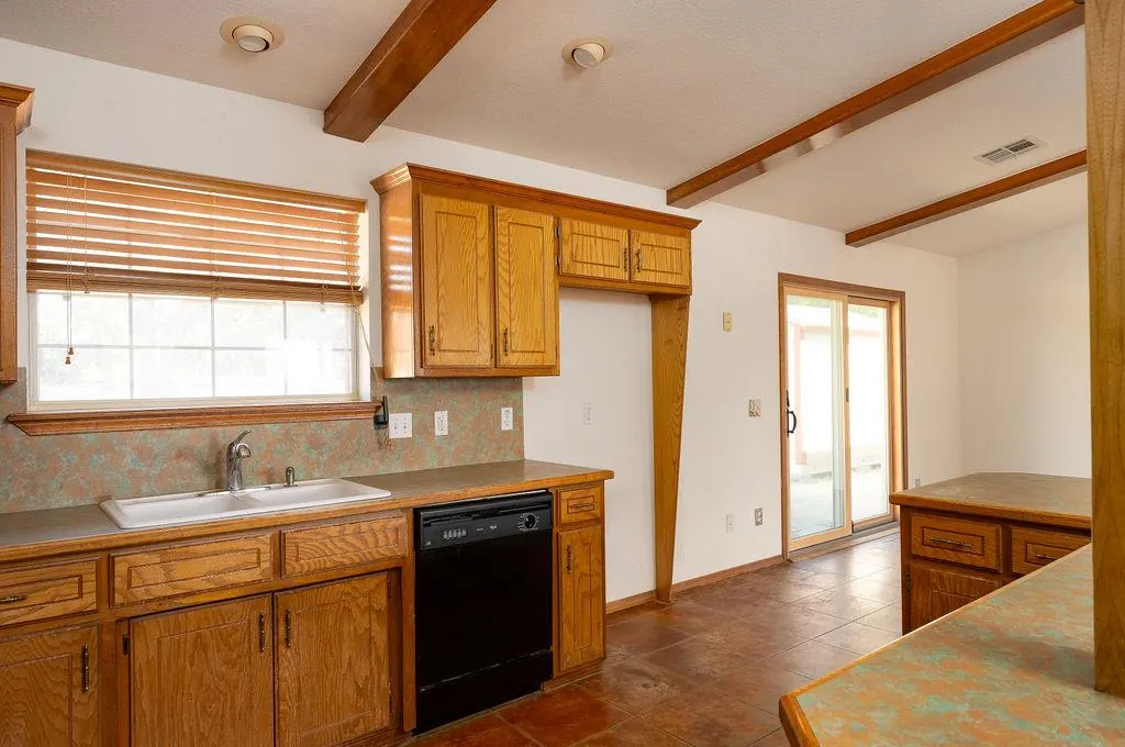 Photo 10 — 12333 E Tecumseh Road, Norman, OK 73026