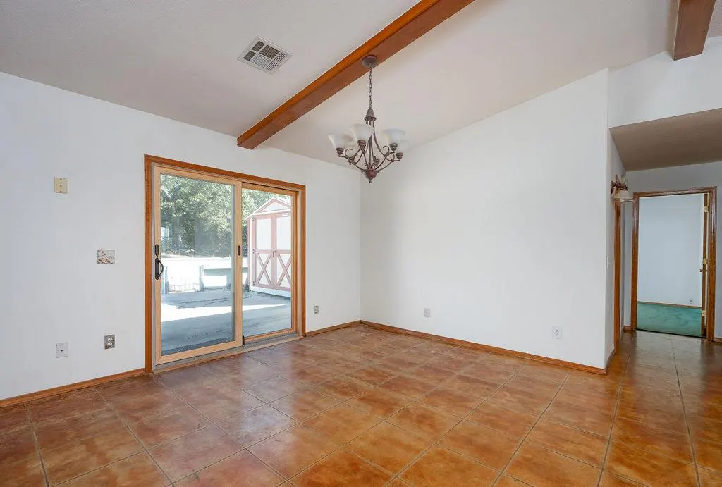 Photo 13 — 12333 E Tecumseh Road, Norman, OK 73026