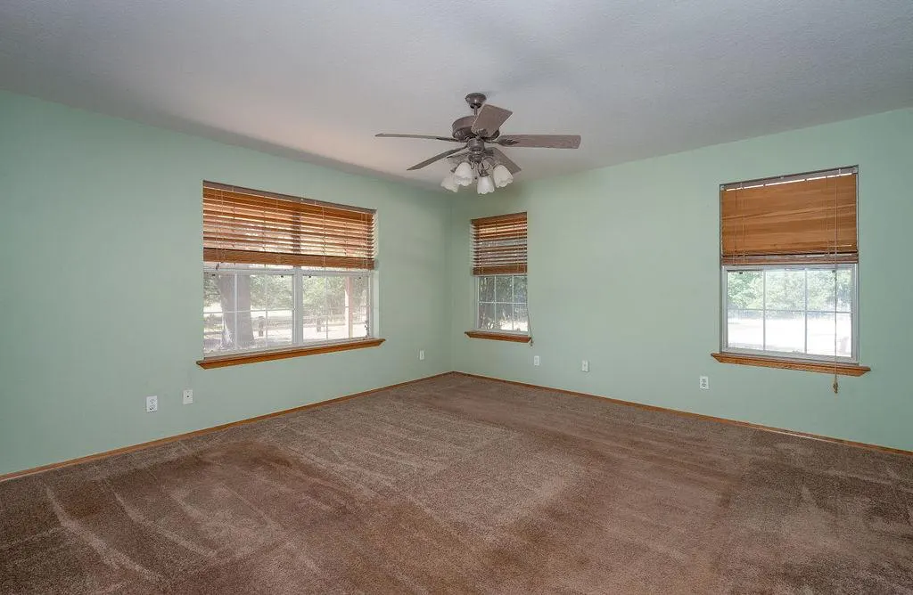 Photo 15 — 12333 E Tecumseh Road, Norman, OK 73026