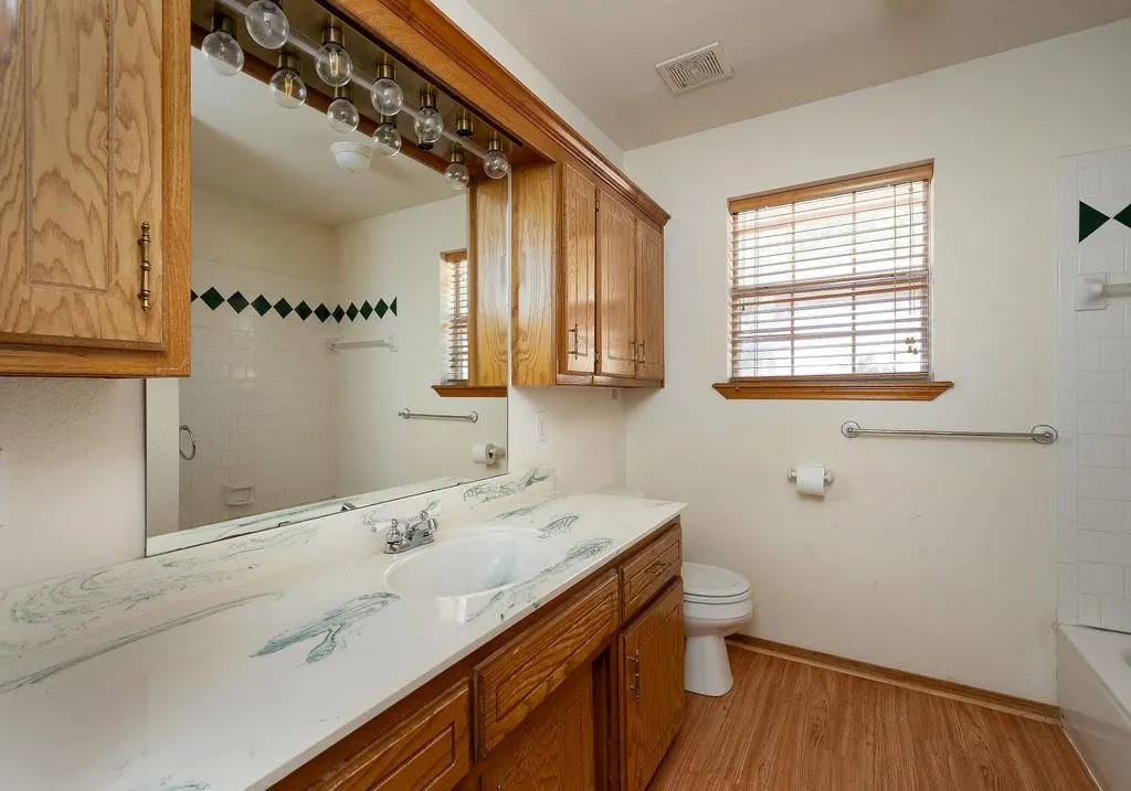 Photo 21 — 12333 E Tecumseh Road, Norman, OK 73026