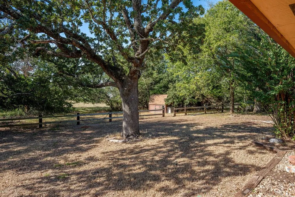 Photo 24 — 12333 E Tecumseh Road, Norman, OK 73026