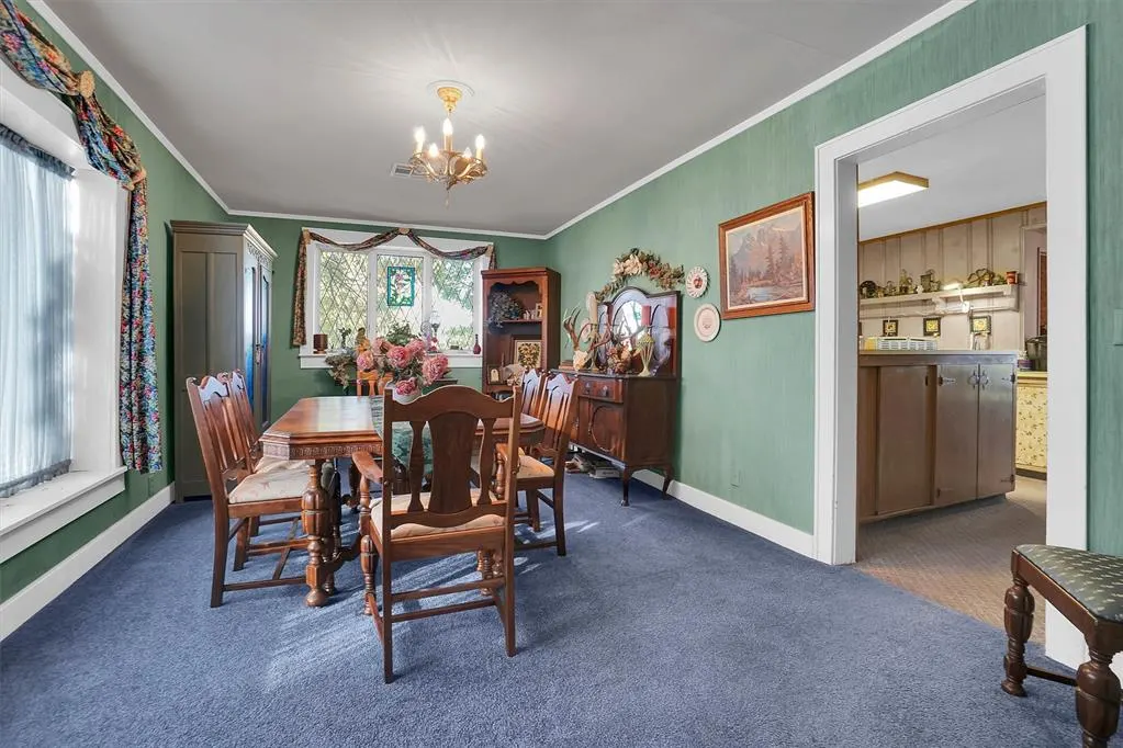 Photo 9 — 1506 N 4th Street, Sayre, OK 73662