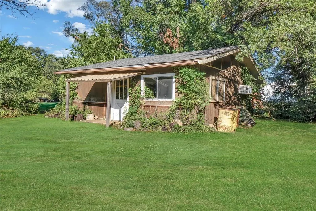 Photo 37 — 1506 N 4th Street, Sayre, OK 73662