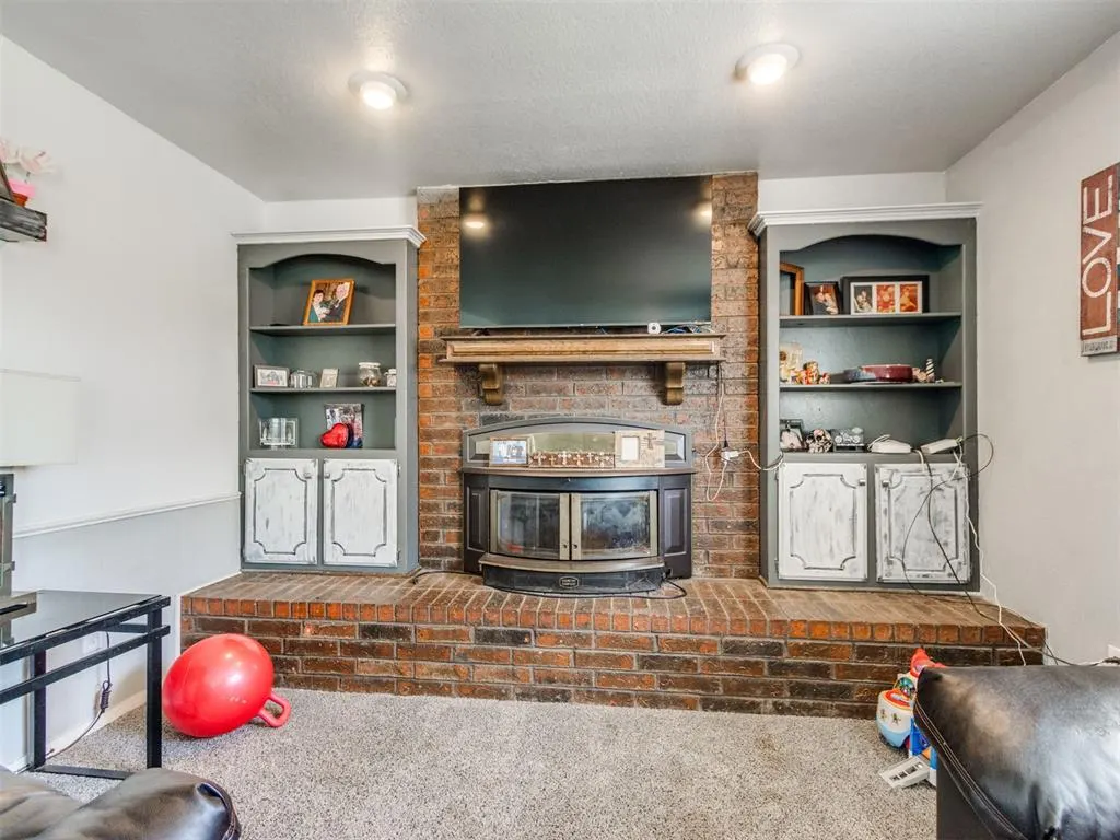 Photo 4 — 29 Timber Creek Way, Shawnee, OK 74804
