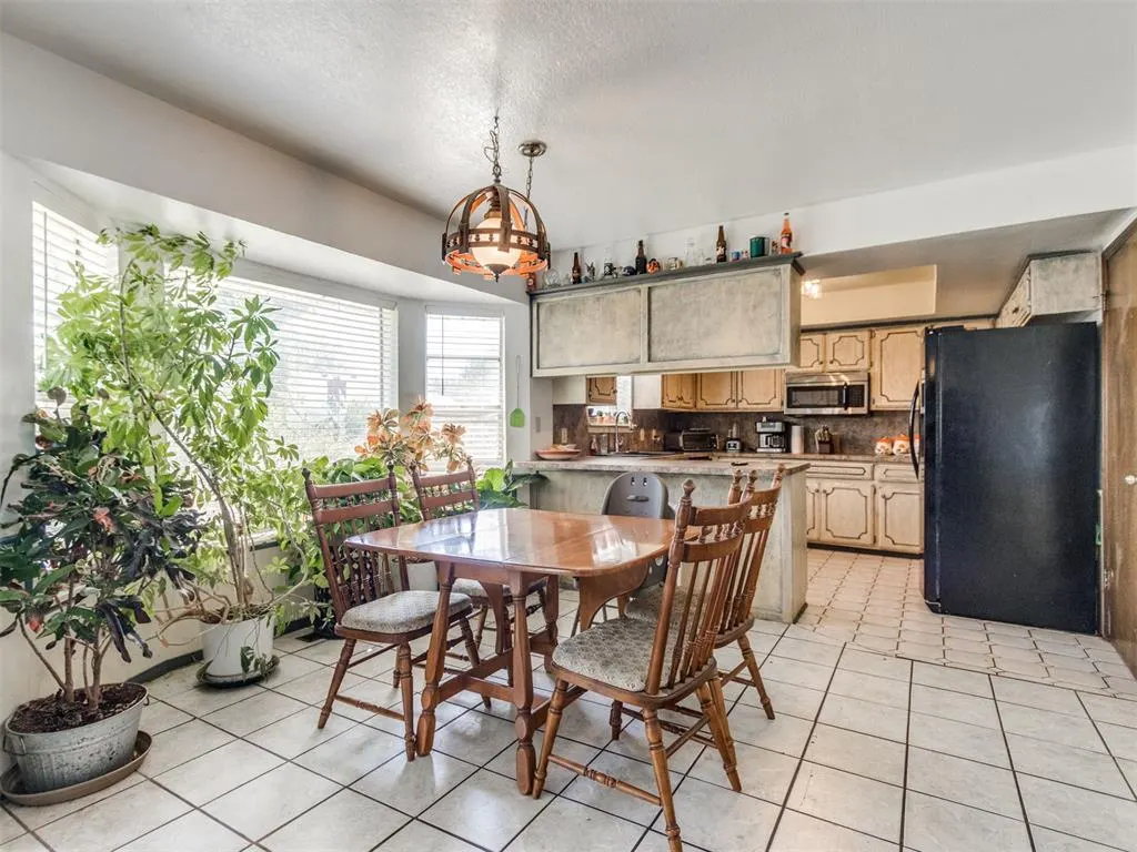 Photo 6 — 29 Timber Creek Way, Shawnee, OK 74804