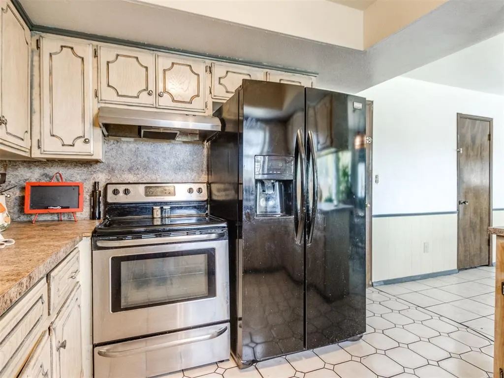 Photo 12 — 29 Timber Creek Way, Shawnee, OK 74804