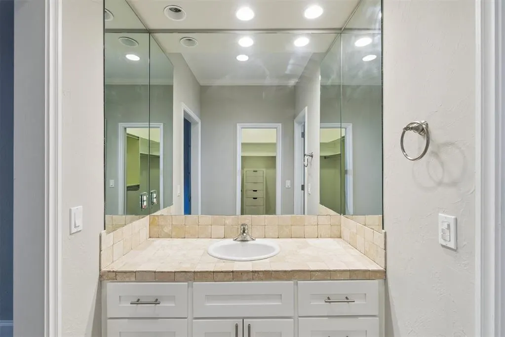 Photo 17 — 6204 Waterford Boulevard 26, Oklahoma City, OK 73118
