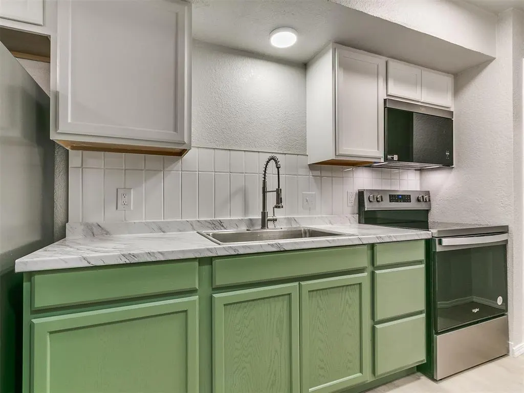 Photo 16 — 817 SW 64th Street 20, Oklahoma City, OK 73139