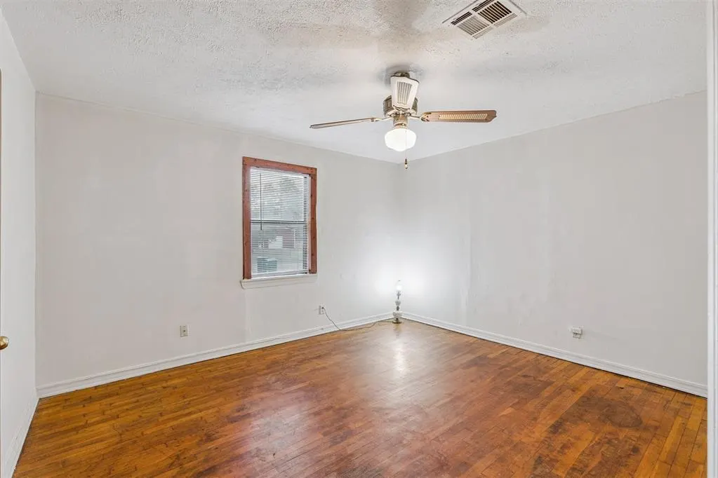 Photo 16 — 4709 Baker Street, Spencer, OK 73084