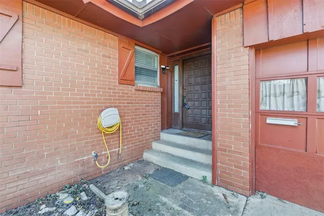 Photo 5 — 408 W Douglas Drive, Midwest City, OK 73110