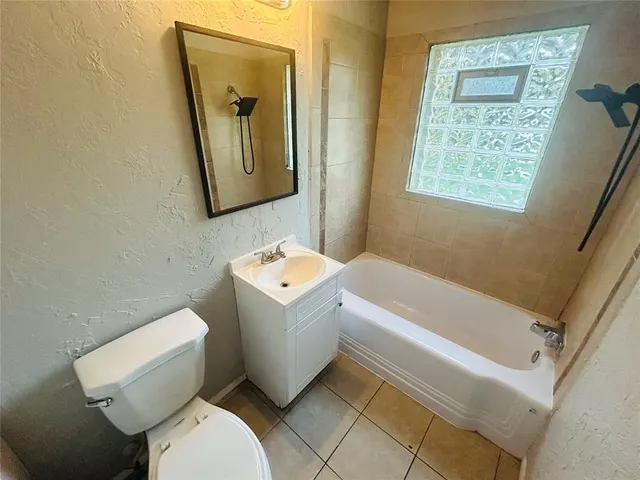 Photo 8 — 5937 NW 26th Street, Oklahoma City, OK 73127