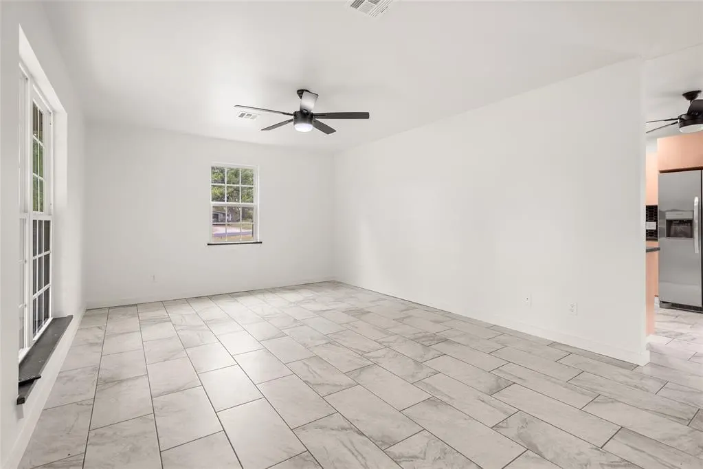 Photo 4 — 319 N Spruce, Stratford, OK 74872