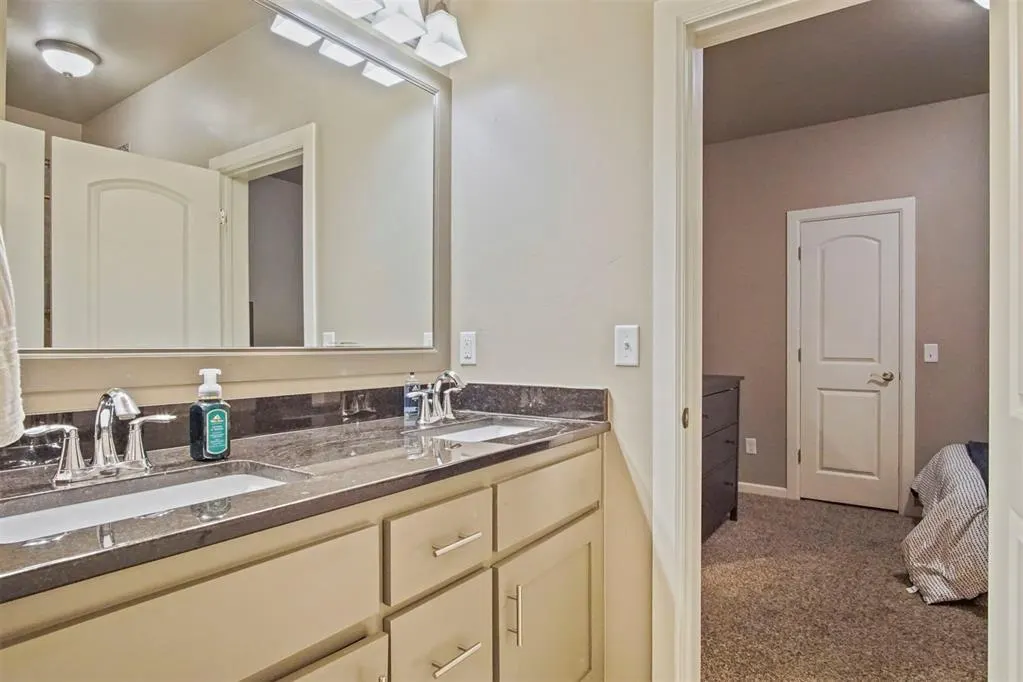 Photo 28 — 9500 Russell Drive, Yukon, OK 73099