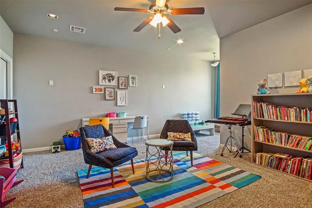 Photo 33 — 9500 Russell Drive, Yukon, OK 73099