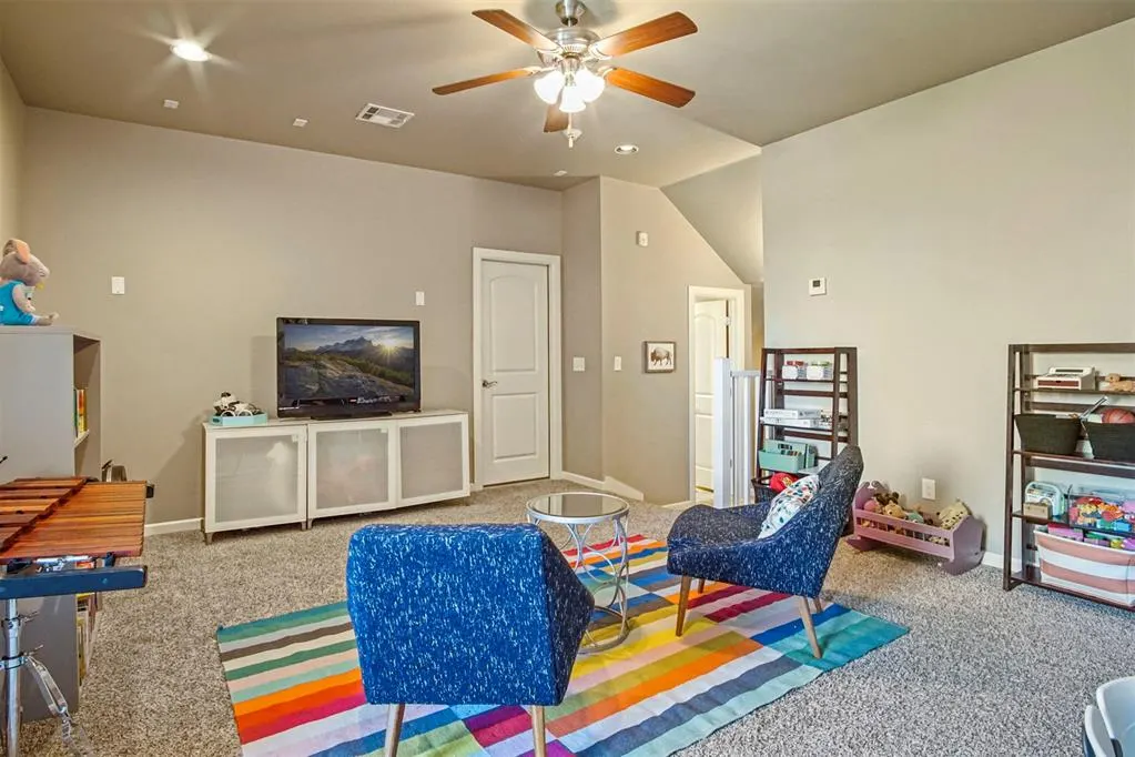 Photo 35 — 9500 Russell Drive, Yukon, OK 73099
