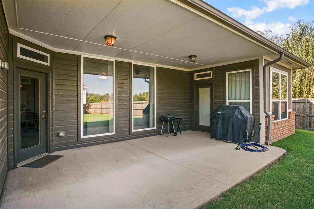 Photo 37 — 9500 Russell Drive, Yukon, OK 73099