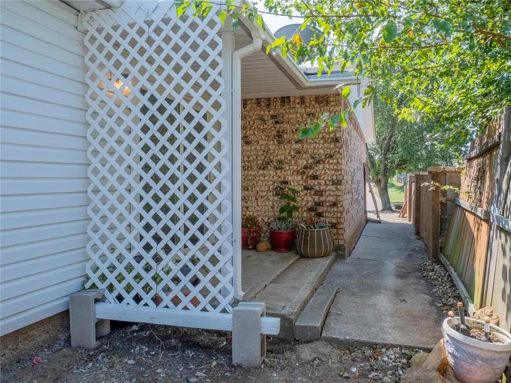 Photo 34 — 2810 NE euclid Avenue, Lawton, OK 73507