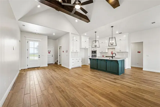 Photo 3 — 12320 Alfalfa Lane, Cashion, OK 73044