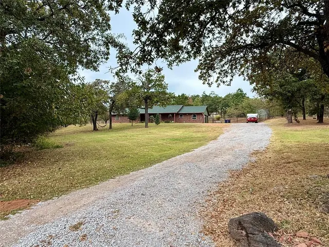 Photo 2 — 12923 Olympia Drive, Oklahoma City, OK 73165