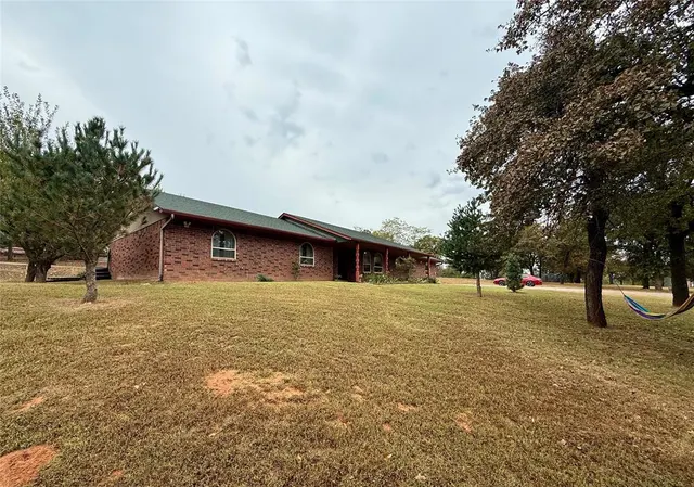 Photo 3 — 12923 Olympia Drive, Oklahoma City, OK 73165