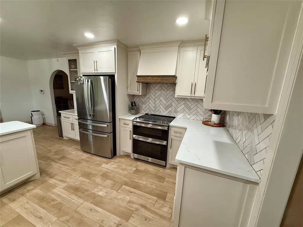 Photo 16 — 12923 Olympia Drive, Oklahoma City, OK 73165