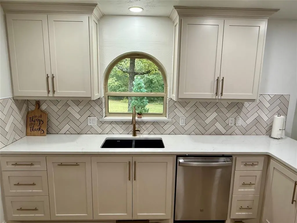 Photo 22 — 12923 Olympia Drive, Oklahoma City, OK 73165