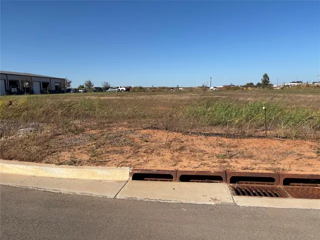 Photo 6 — 180 Cotton Field Road, Goldsby, OK 73093