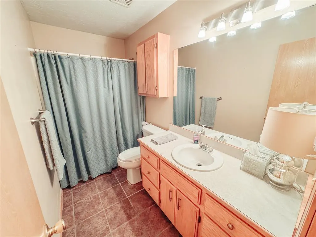 Photo 13 — 3115 Shady Lane Dr Street, Anadarko, OK 73005