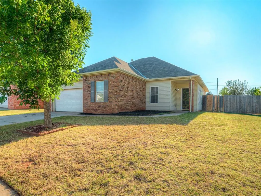 Photo 4 — 7112 Eagles Landing, Oklahoma City, OK 73135