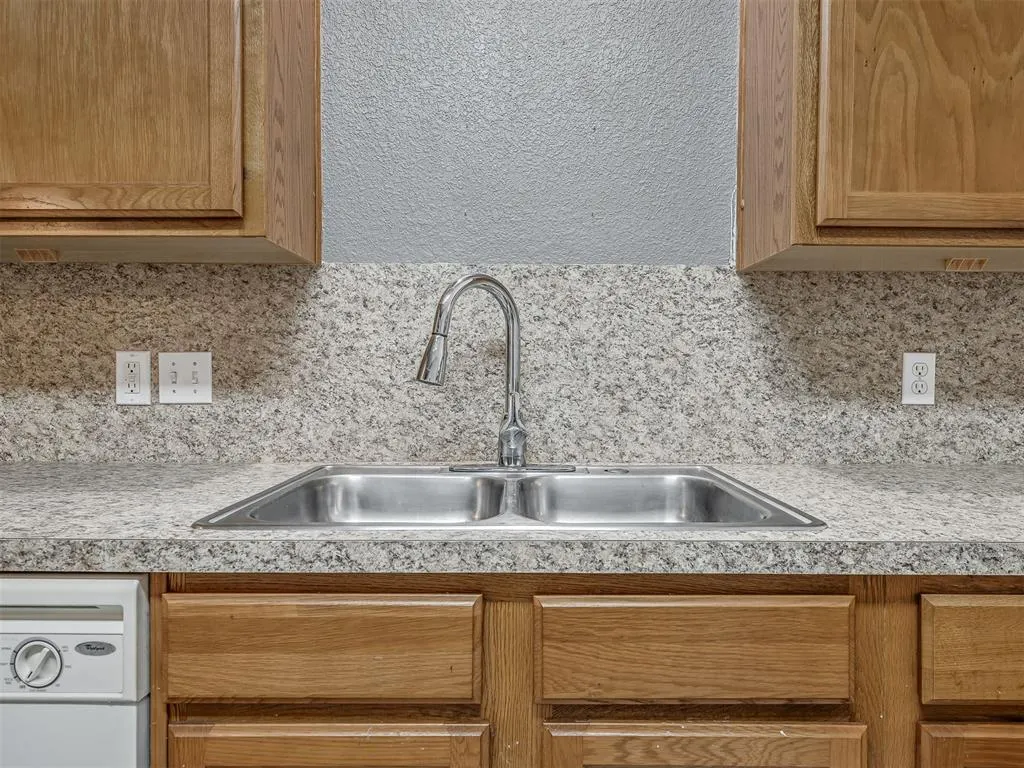 Photo 17 — 7112 Eagles Landing, Oklahoma City, OK 73135