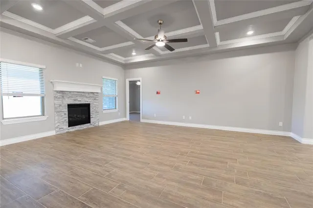 Photo 3 — 12373 Alfalfa Lane, Cashion, OK 73044