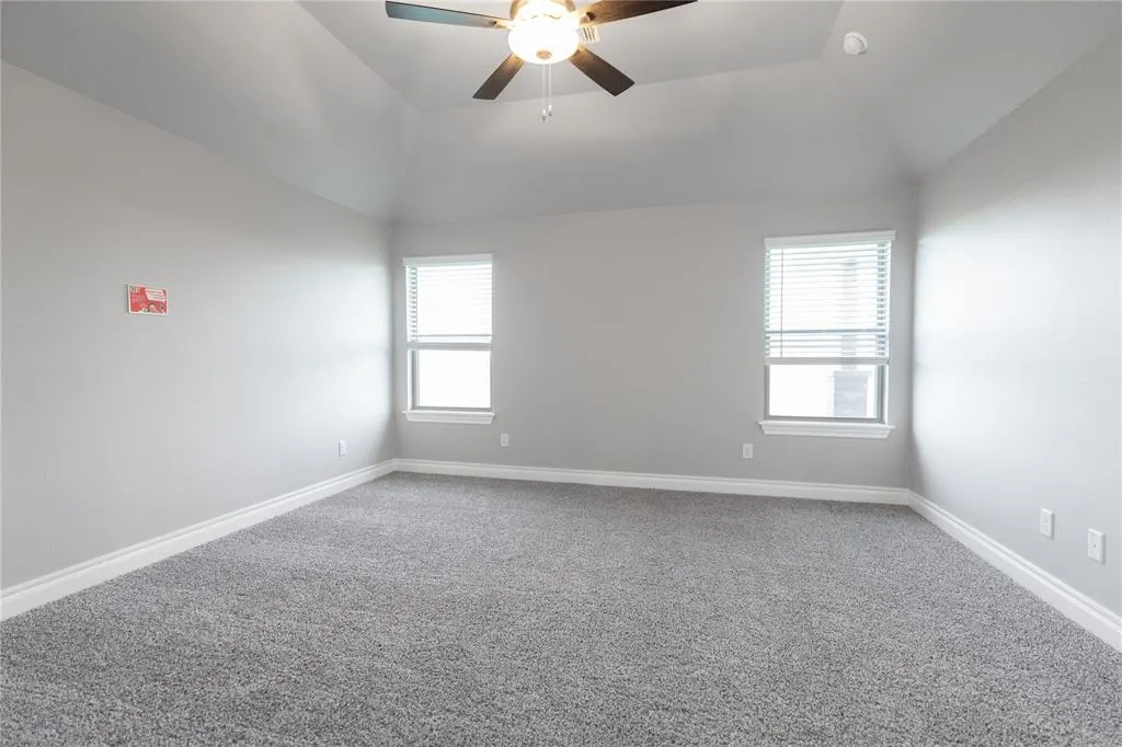 Photo 12 — 12373 Alfalfa Lane, Cashion, OK 73044
