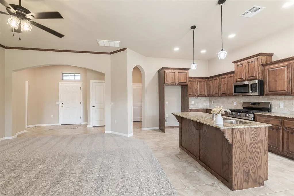 Photo 5 — 4528 Adobe Court, Yukon, OK 73099