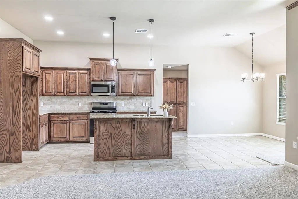 Photo 9 — 4528 Adobe Court, Yukon, OK 73099