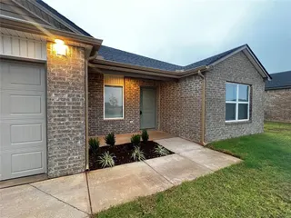 Sold home at 620 SW 11 Street
