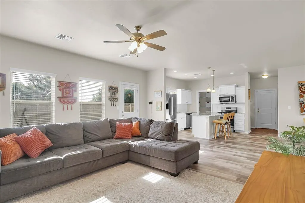 Photo 6 — 1004 Village Drive, Altus, OK 73521