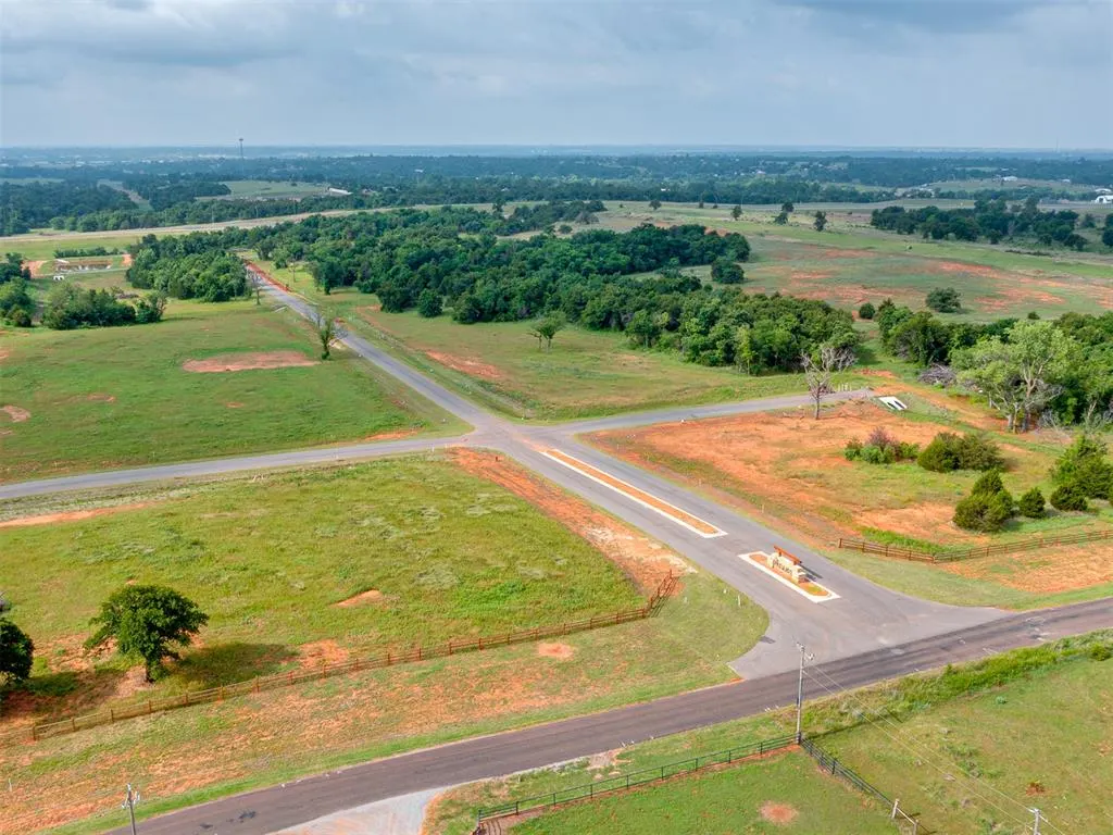 Photo 5 — 8371 Autumn Blaze Drive Lot 18, Blanchard, OK 73010