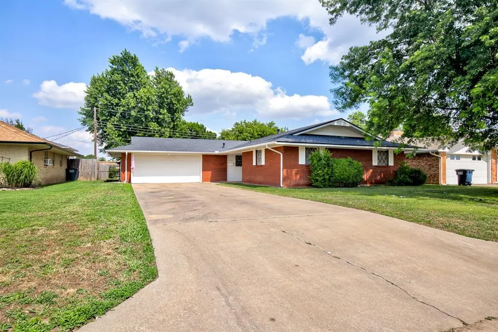 Photo 2 — 1513 Kaw Street, Enid, OK 73703