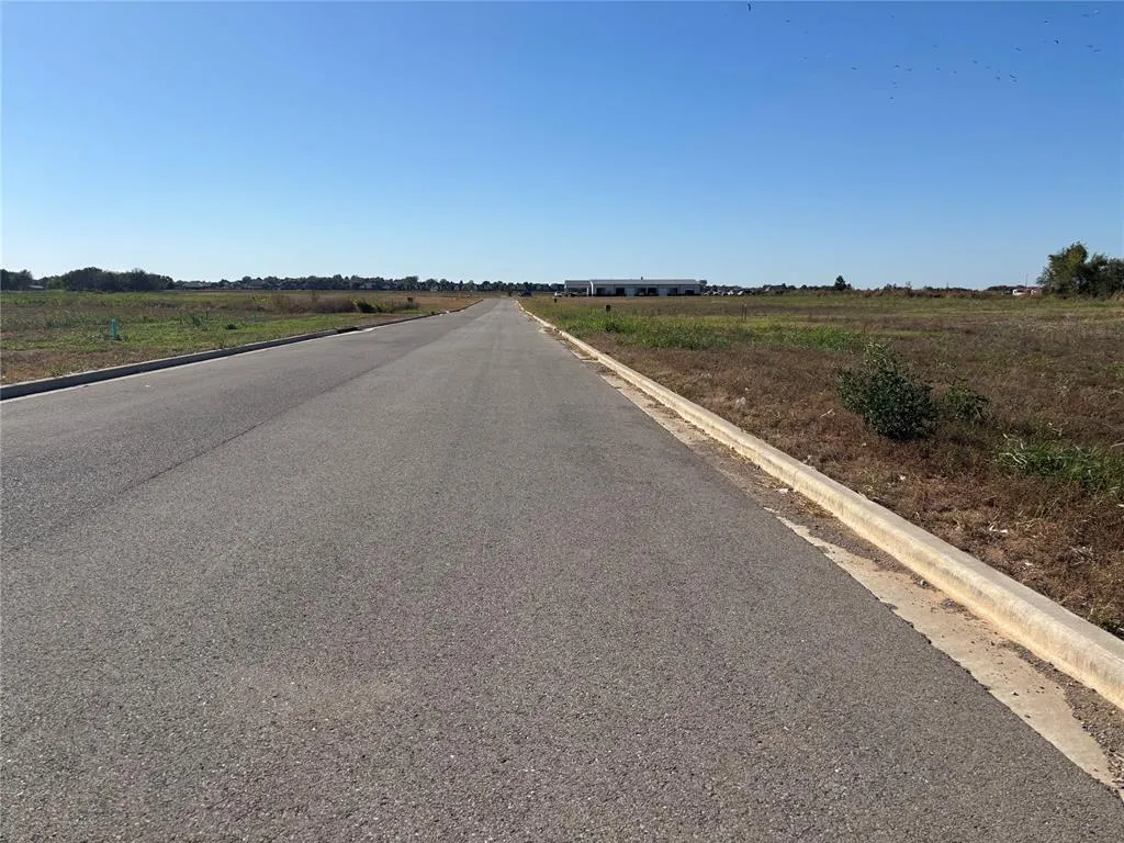 Photo 4 — 175 Cotton Field Road, Goldsby, OK 73093