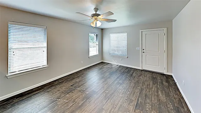Photo 5 — 427 Summit Ridge Drive, Oklahoma City, OK 73114