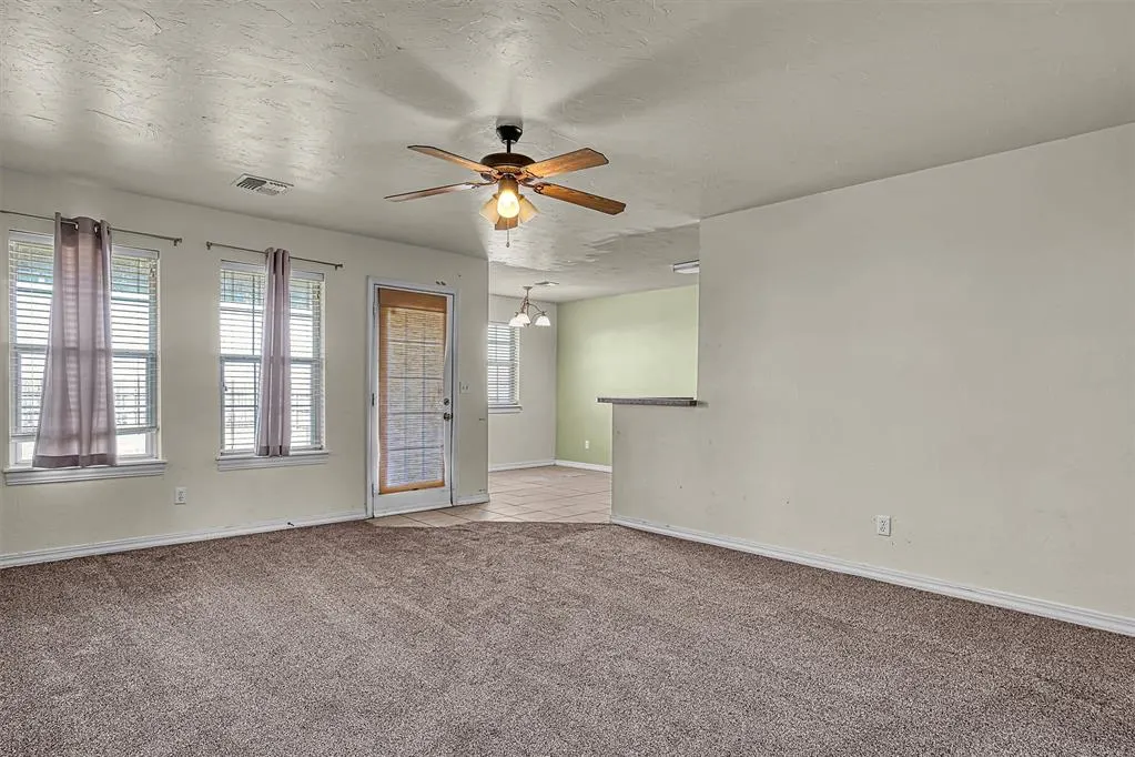 Photo 5 — 1809 Comet Street, Altus, OK 73521