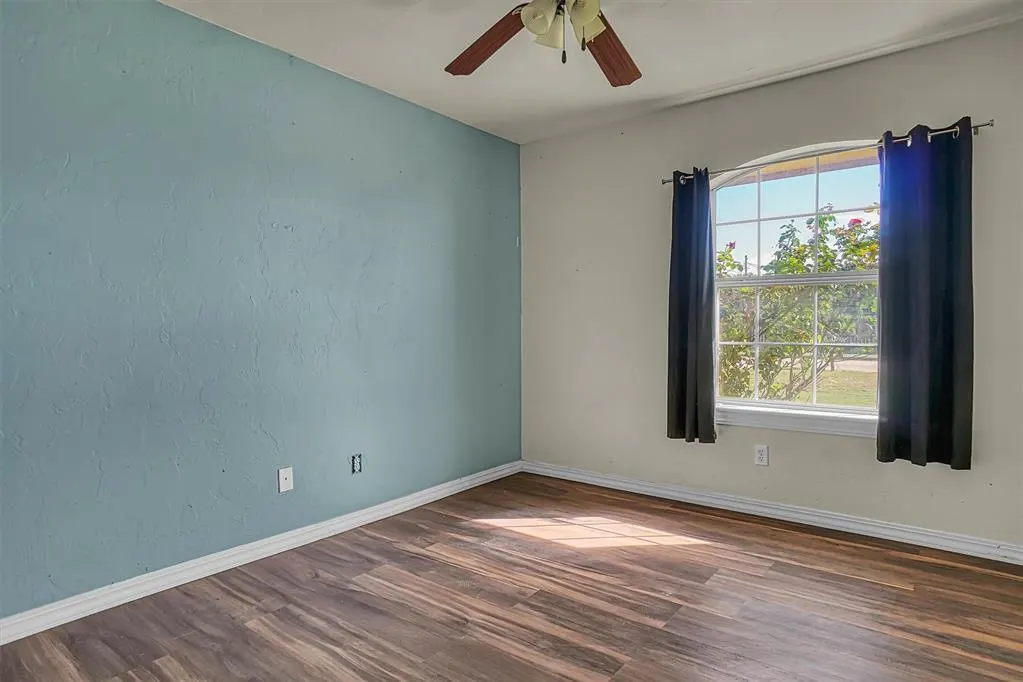Photo 16 — 1809 Comet Street, Altus, OK 73521