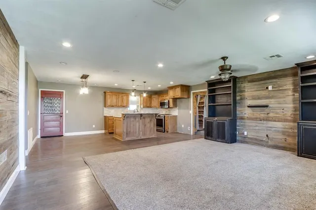 Photo 4 — 369060 56 Highway, Okemah, OK 74859