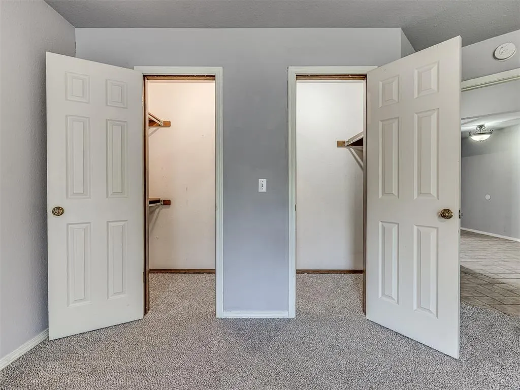 Photo 33 — 105 N Rockypoint Drive, Edmond, OK 73003