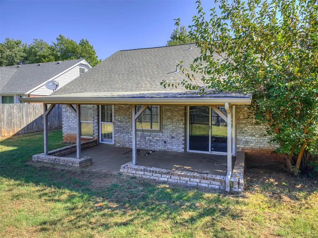 Photo 48 — 105 N Rockypoint Drive, Edmond, OK 73003