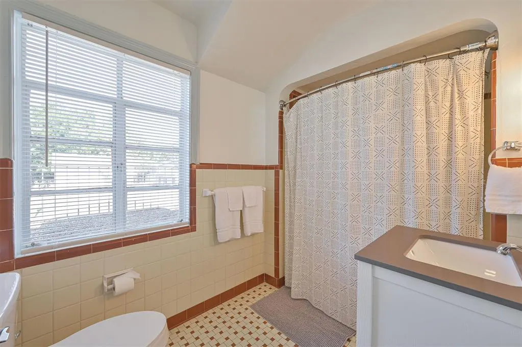 Photo 21 — 3326 NW 16th Street, Oklahoma City, OK 73107