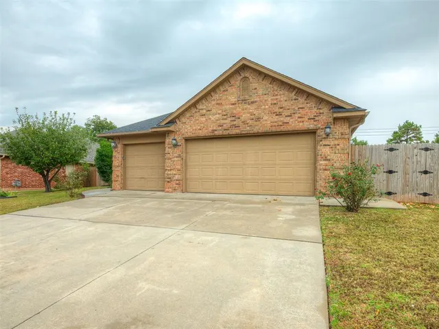 Photo 3 — 3908 SE 89th Terrace, Oklahoma City, OK 73135