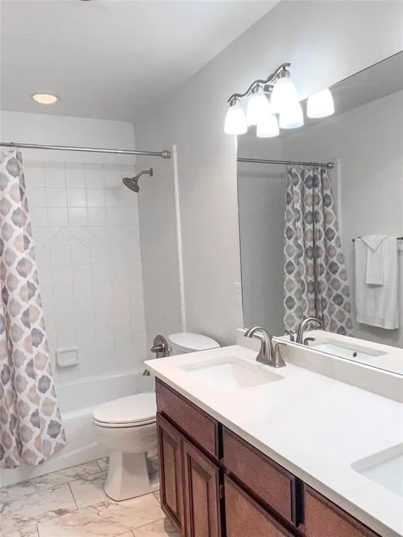 Photo 36 — 900 N Jensen Lane, Yukon, OK 73099